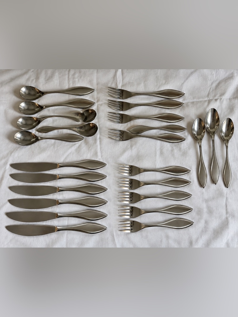 24 Pc.Vintage IDT “Milano” Stainless Steel Flatware Cutlery Set Japan Atomic MCM